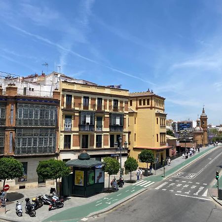 דירות סביליה Quattro Puente De Triana מראה חיצוני תמונה