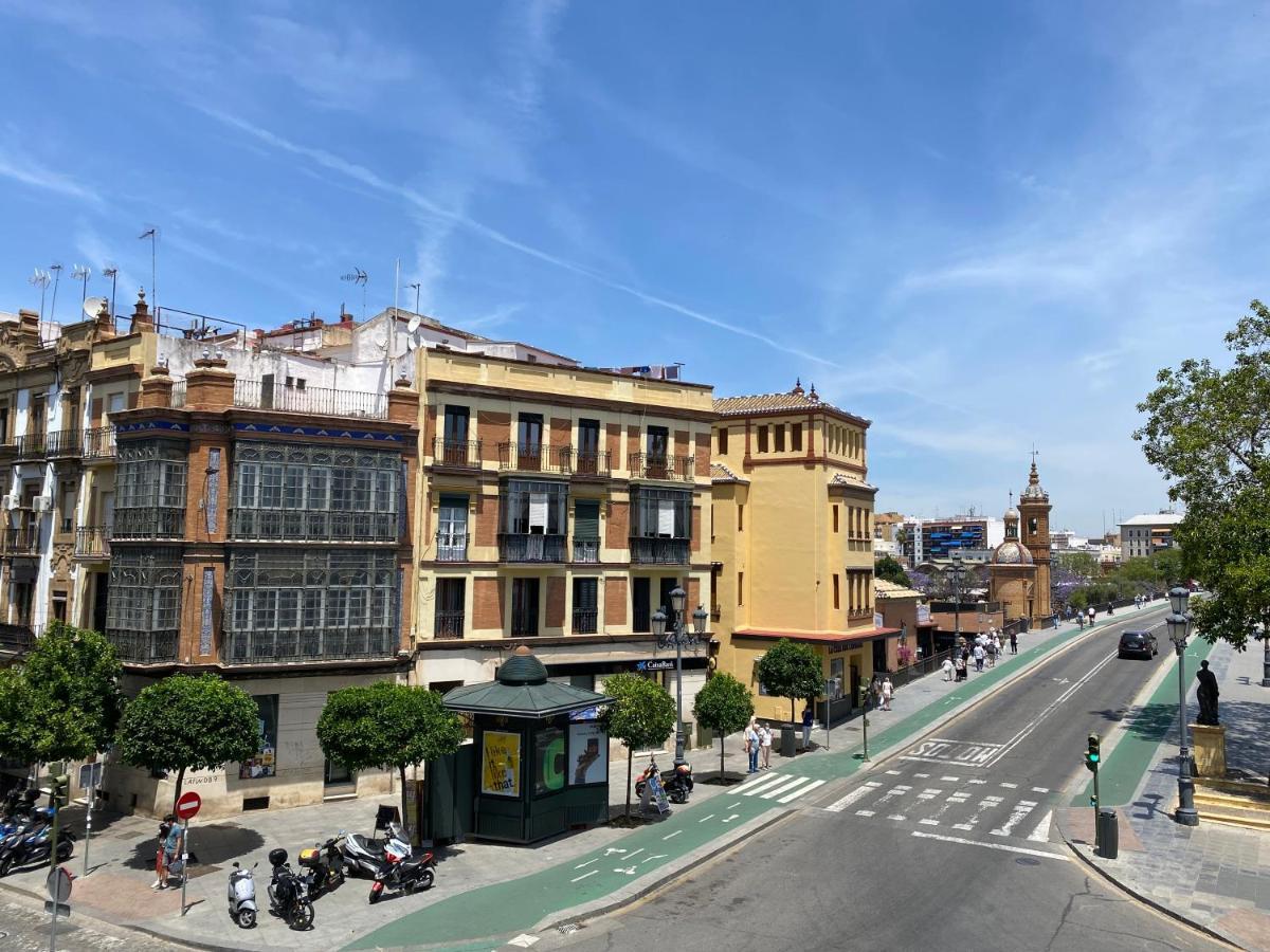 דירות סביליה Quattro Puente De Triana מראה חיצוני תמונה